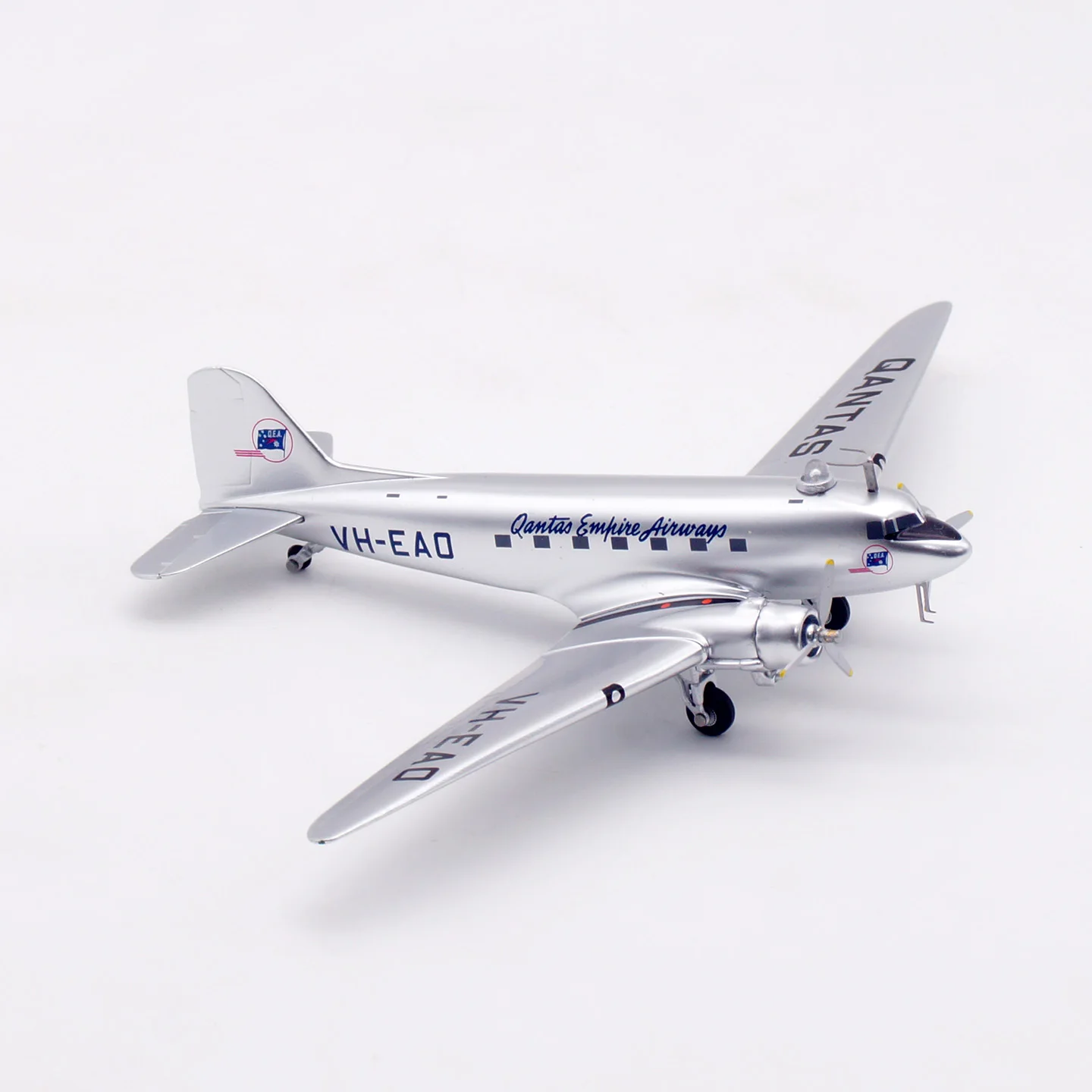 

IFDC3QF0226 Alloy Collectible Plane Gift INFLIGHT 1:200 QANTAS EMPIRE AIRWAYS Douglas DC-3 Diecast Aircraft Model VH-EAO