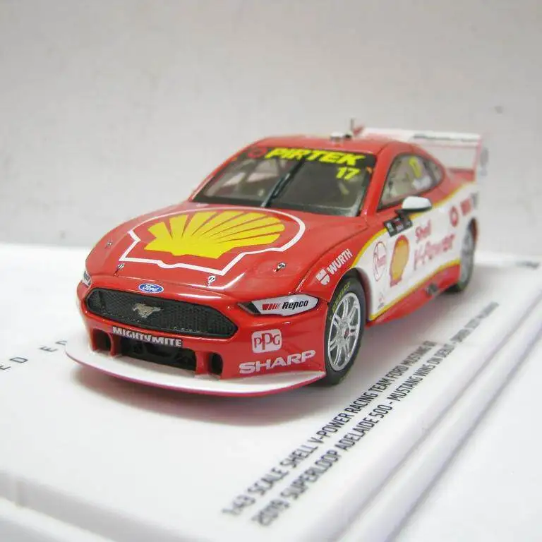 

Diecast Authoric 1:43 Scale Ford Mustang GT # 17 2019 Alloy Car Model