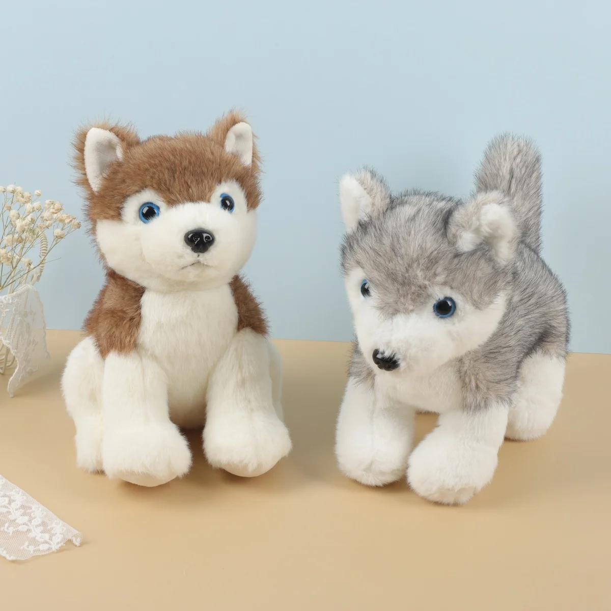 Symulowana pluszowa lalka husky, brązowo-szara lalka husky, kreskówkowa anime, urocza poduszka dekoracyjna, prezent świąteczny dla dzieci.