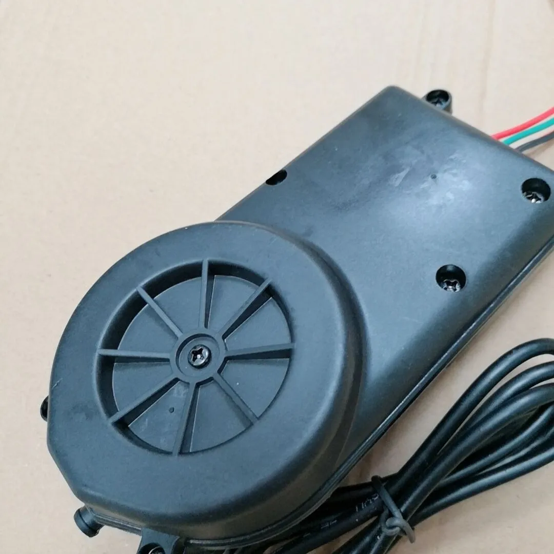 BF-686A Automatic Electric Telescopic Car Antenna Auto Retract AM FM Radio Signal Replacement Aerial