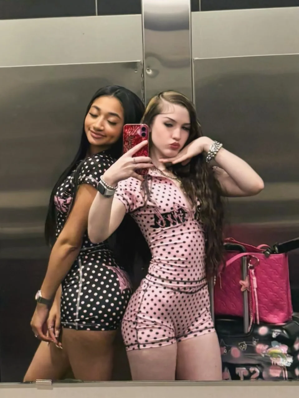New Fashionable And Sexy Letter Printed Open Line Design Slim Fit Hooded Zipper Short Jacket Shorts Set Polka Dot Two-piece Set - view 3