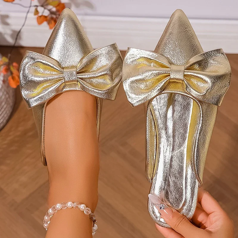 الذهب والفضة ربطة الصنادل المسطحة للنساء لامعة بولي Leather الجلود أشار تو أحذية مكتب حجم كبير الصيف الراحة عدم الانزلاق النعال