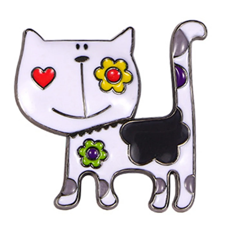 New Charming Cartoon Cat Pin Brooch Cute Things Women Unisex Lovely Jewelry Animal Casual Brooches For Women\'s Clothing