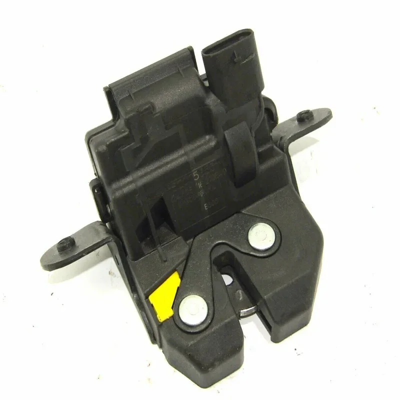 New Genuine Tailgate Lock 52065353 For Jeep Renegade