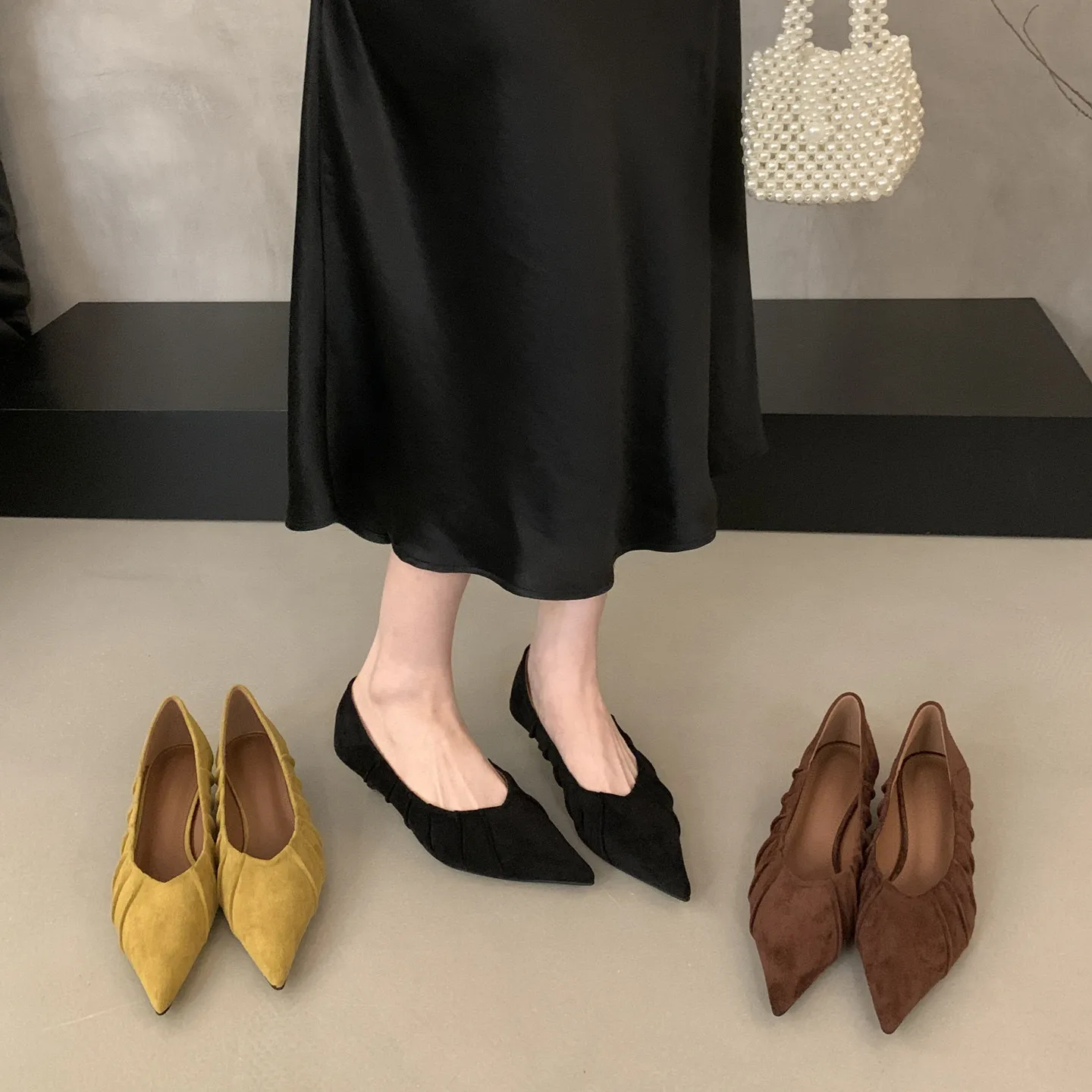 

Bailamos/Новые весенние брендовые женские туфли-лодочки, модные золотые туфли без шнуровки с острым носком, модельные туфли-лодочки на тонком низком каблуке