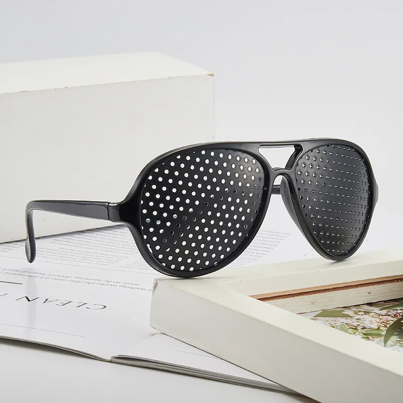 Sexy Small Hole Pilot Glasses Men Fashion Micropore Pinhole Lens vision correction Glasses Female Shades Eyewear Gafas de sol