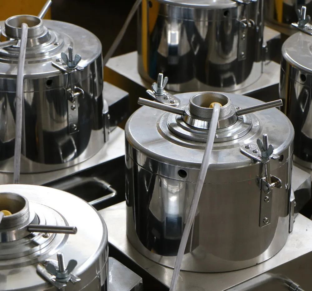 Automatische kleinschalige aardnootpasta slijpen verwerking pindakaas making machine