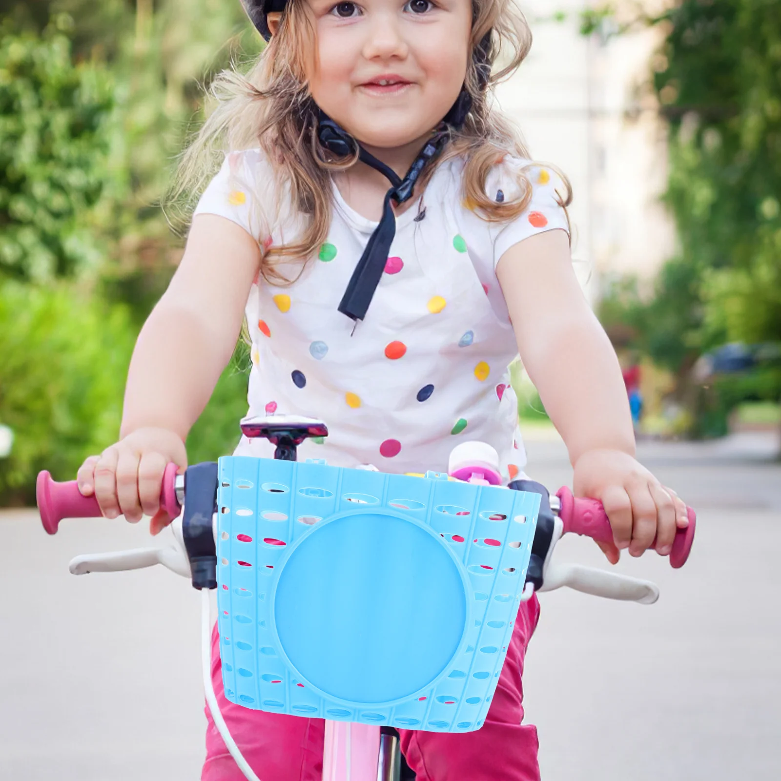 

Kids Bike Basket Plastic Large Capacity Front Basket Easy Install Waterproof Suitable for Boys Girls Bicycle Tricycle