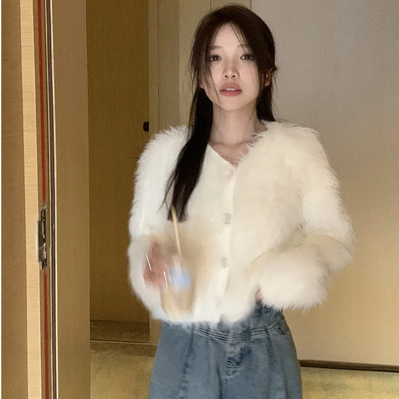 2025 婦人服 V ネック セーター イミテーション ファー トップ 冬 新作 1116