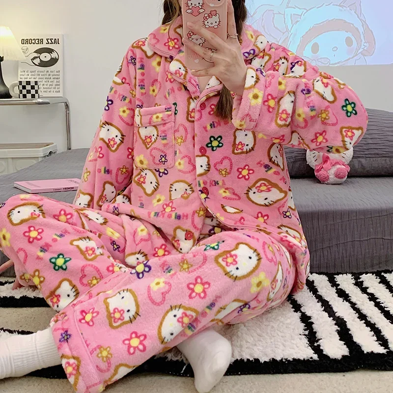 Winter Hello Kitty pajamas fleece thickened warm loose cardigan Sanrio women\'s pajamas casual flannel loungewear set