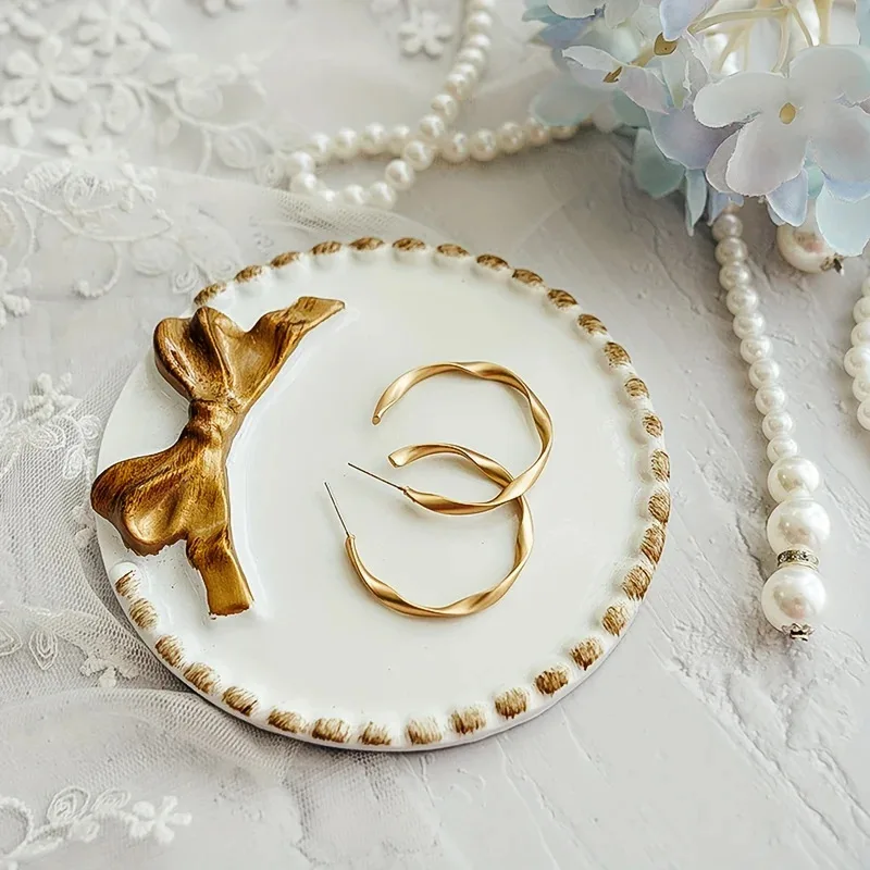 

1 Piece Bow Jewelry Organizer - Circular Storage Tray for Necklace Earring, Display Prop & Photography Decor