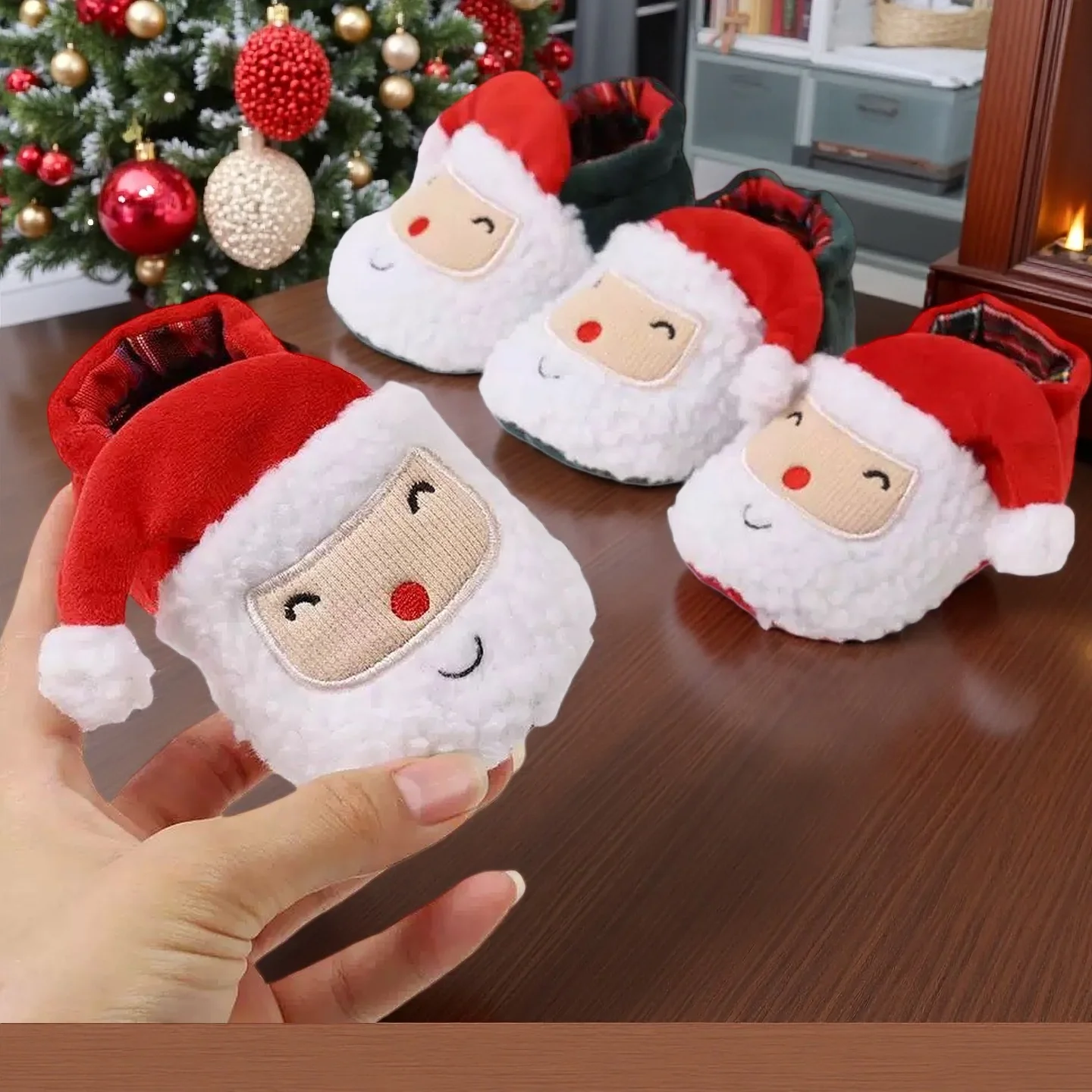 

Comfortable fleece lined short boots suitable for novicetoddlers -soft soled non slip shoes, essential for boys andgirls in autu