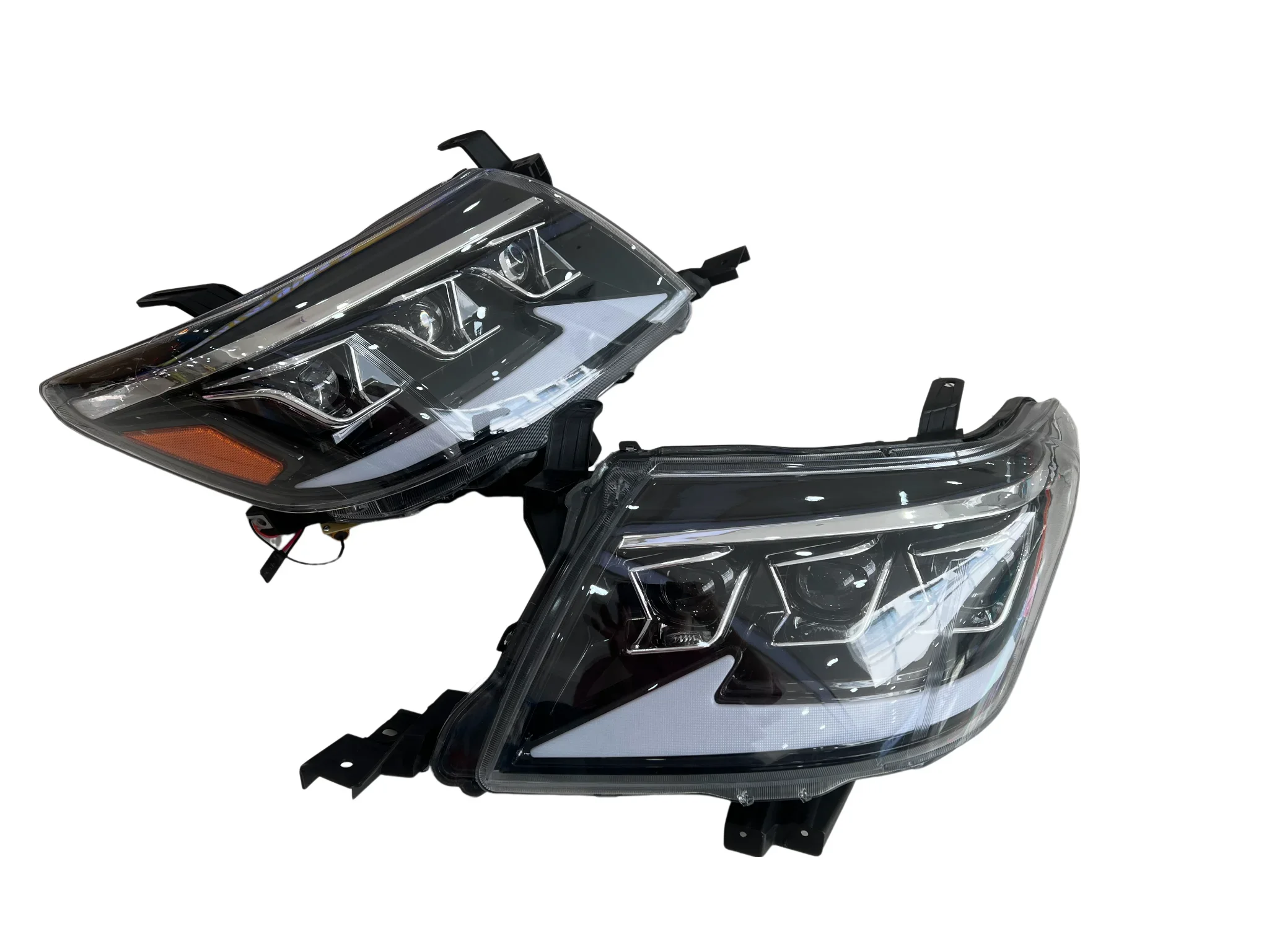 Auto Accessories New 12V 55W Waterproof LED 3 Lens Front Lamps Headlamp Headlight For Hilux Vigo 2012 2014