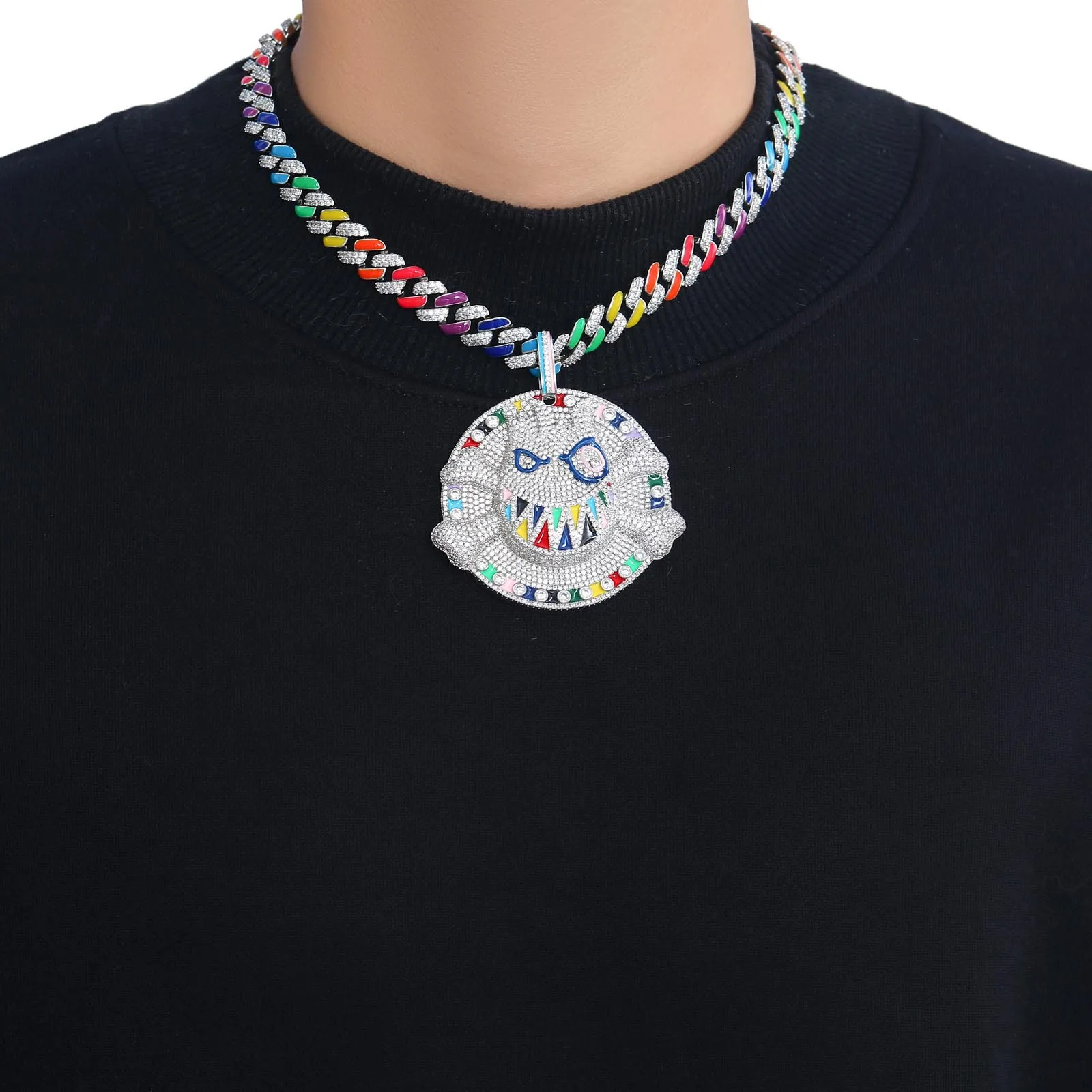 

Zircon Inlaid Disc, Grimace Bone Necklace, Collarbone Chain