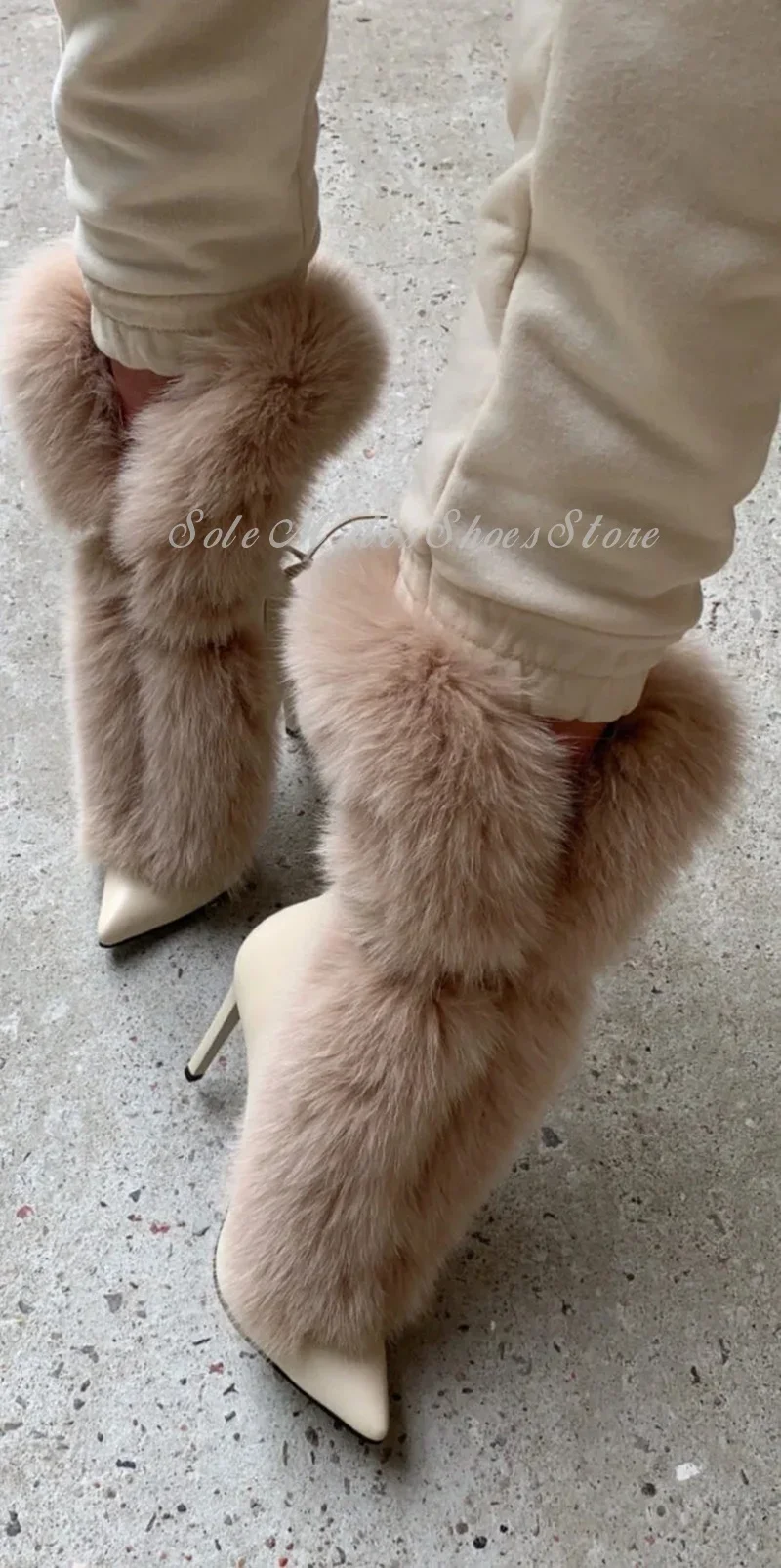 펑크 스타일 베이지색 포인티드 토 리얼 퍼 모던 부츠 레이스업 스틸레토 하이힐 섹시 스노우 부츠 여성용 우아한 미드 카프 부츠