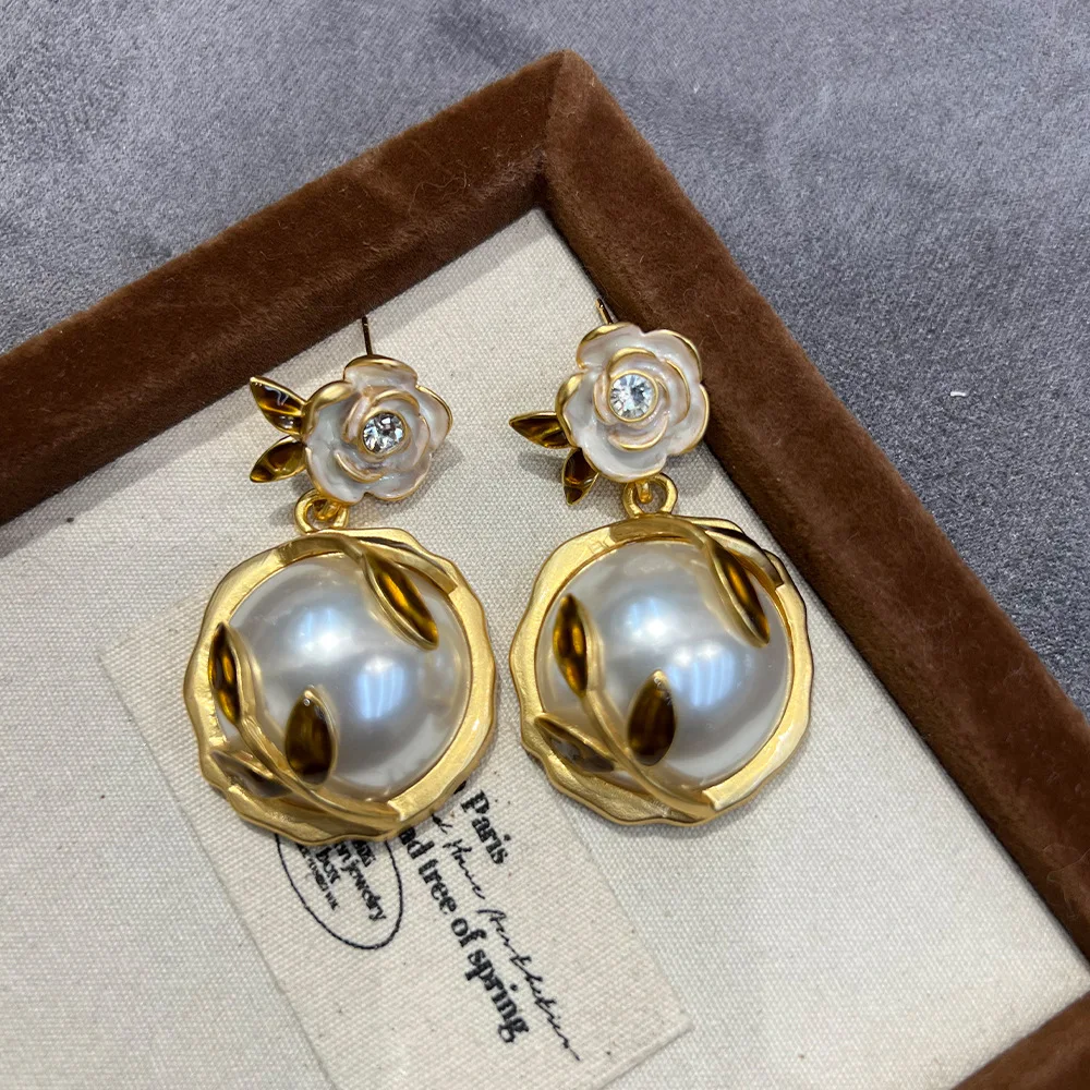 Medieval French court S925 silver needle earrings retro vintage pearl premium retro design light luxury earrings