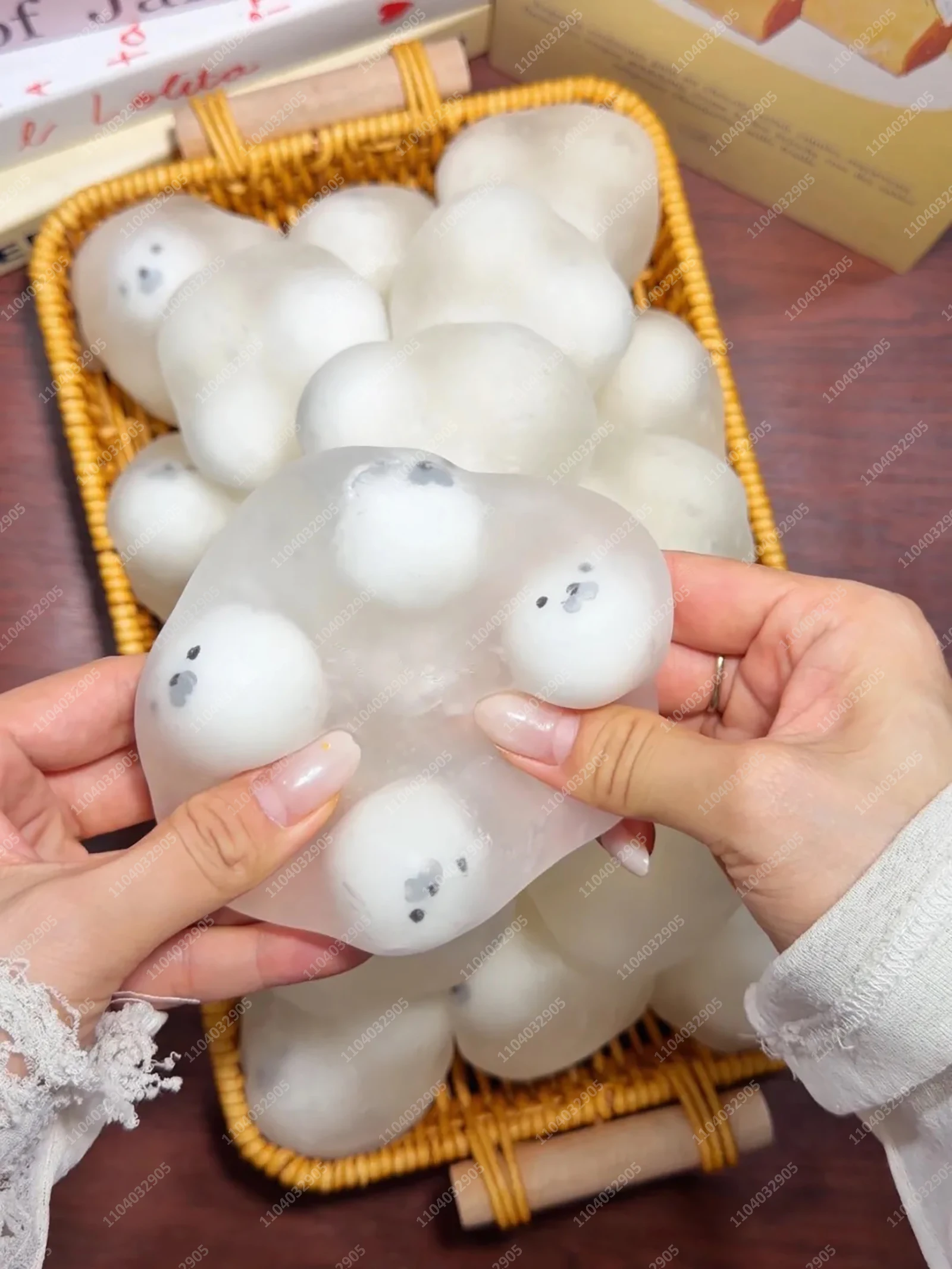 Crispy Stress Ball Cracking Wax Crunchy Shatter Squishy Ball ASMR Satisfying Pop Sound Anti Stress Relief Fidget Toys for Adults