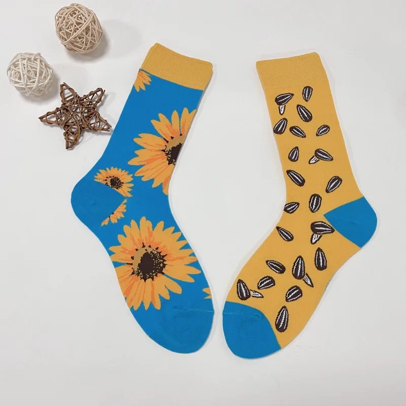 1 Pair Women's Sunflower Melon And Seeds Print, Fashion Trend AB Style Mid Calf Socks For Daily Wearing