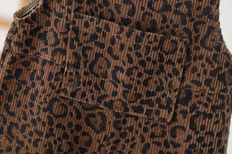 2026 Herbst 1-4 Jahre Kinderkleidung Cord-Mädchen-Overall Leopardenmuster Jungen-Jumpsuits Kinder-Playsuit – Detail 5