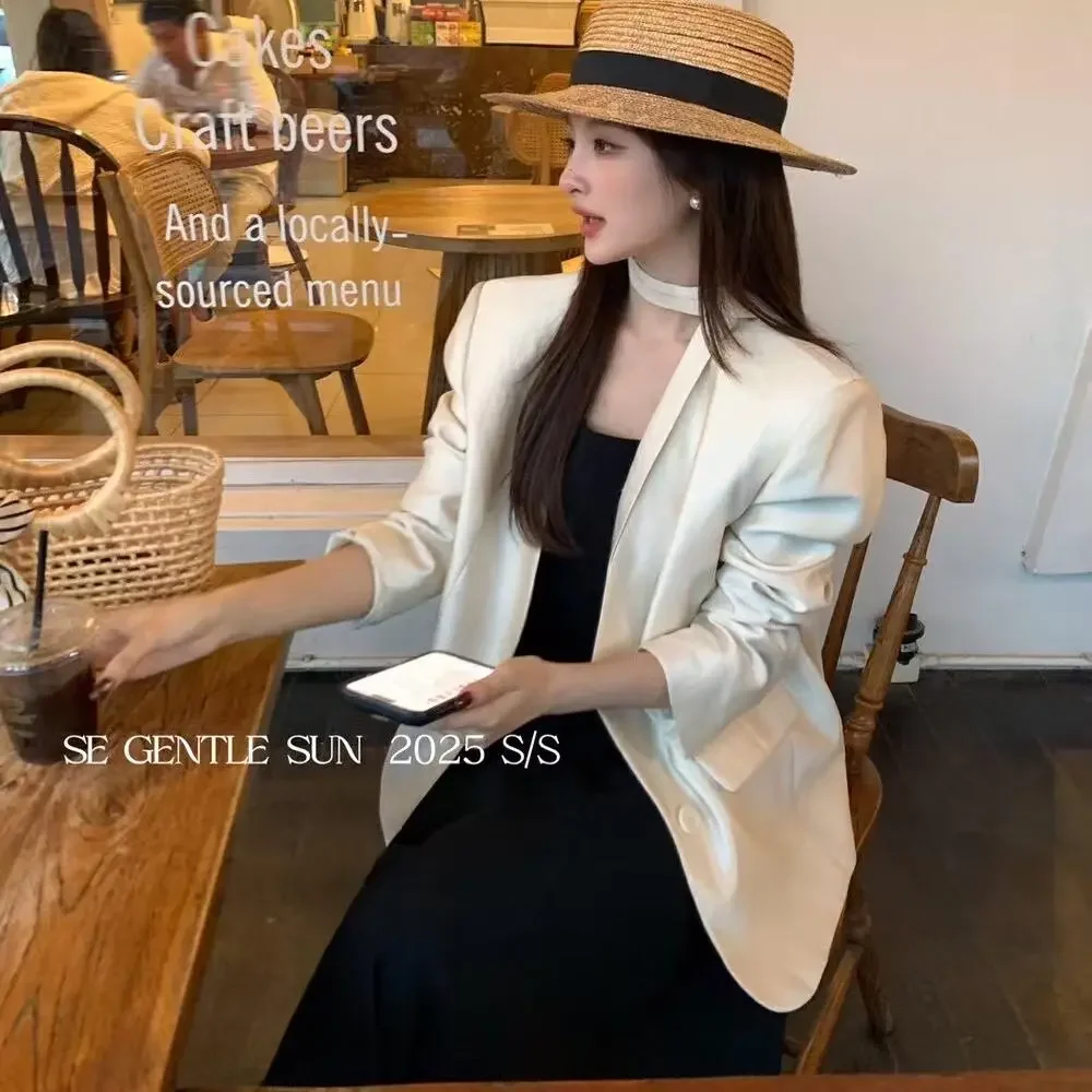 New Spring Light Luxury Fashion High-end V-neck Strap Suit Women's Loose Casual Suit Jacket