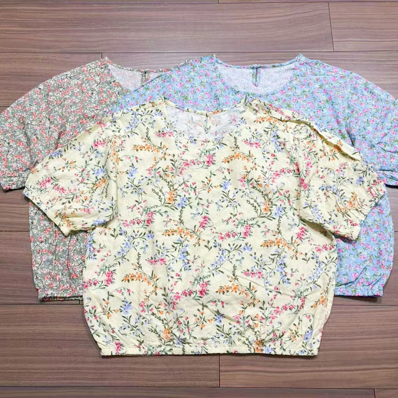 Cool Sensation Floral Hollow out Thin Short Sleeve Women's T-shirt Summer New Style Loose Back Buckle round Neck Pure Cotton Top