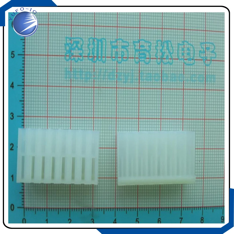 10PCS/Lot  The plastic shell CH3.96-8P plug plug type connector spacing of 3.96