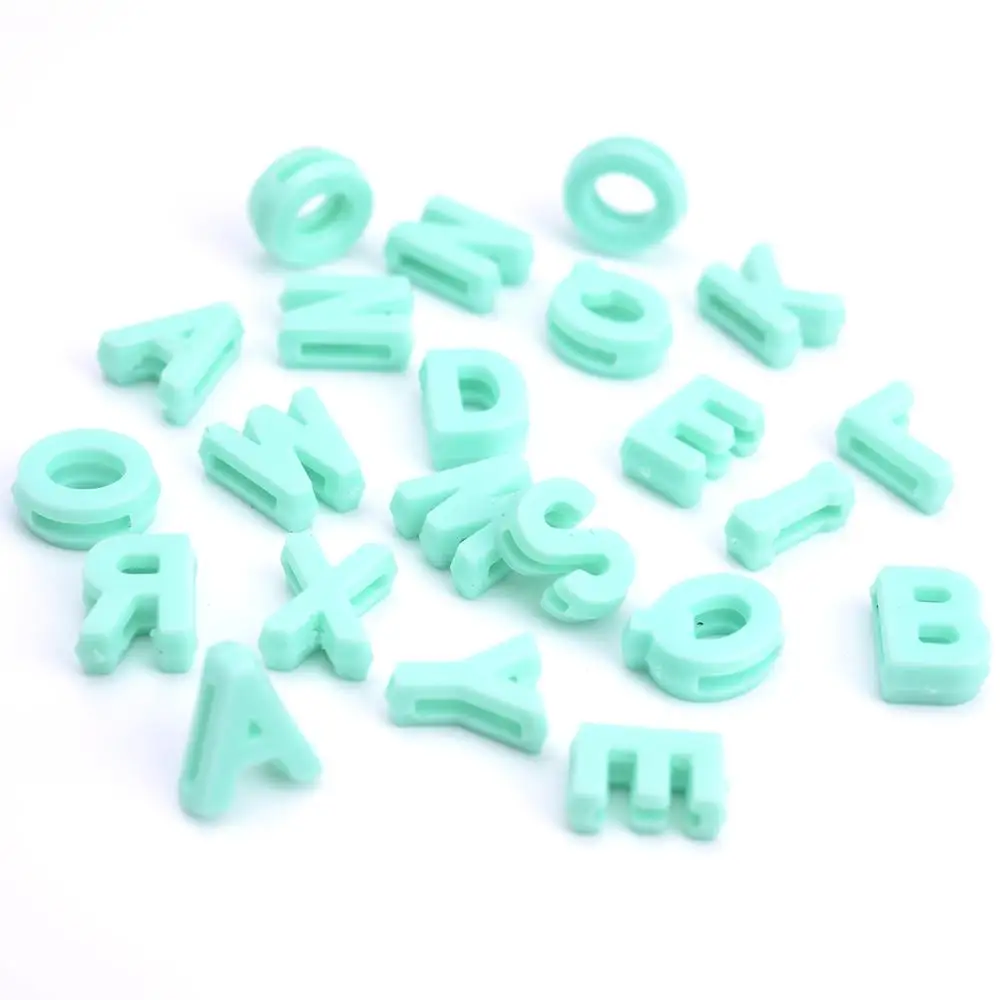 100 Stück 12 mm mehrfarbige zufällige Buchstabenperlen, Acryl-Alphabet-Perlen für Schmuckherstellung, DIY-Armband, Halskette, Schlüsselanhänger, Zubehör – Detail 13