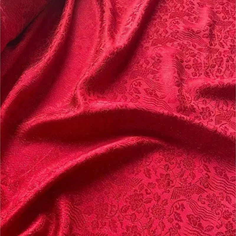 

Woven golden Phoenix wear jacquard silk fabric gold thread Hanfu Chinese style solid color heavy crepe red