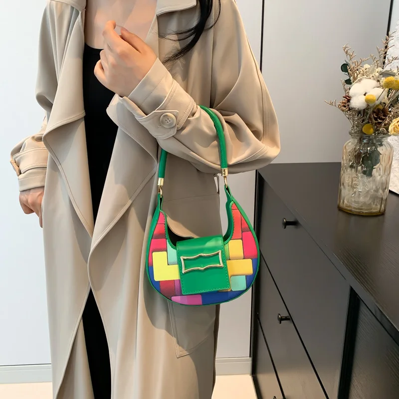 Color Contrasting Elegant Handbag For Women 2024 Summer New Style Trendy Fashion Crescent Shoulder Simple Texture Underarm