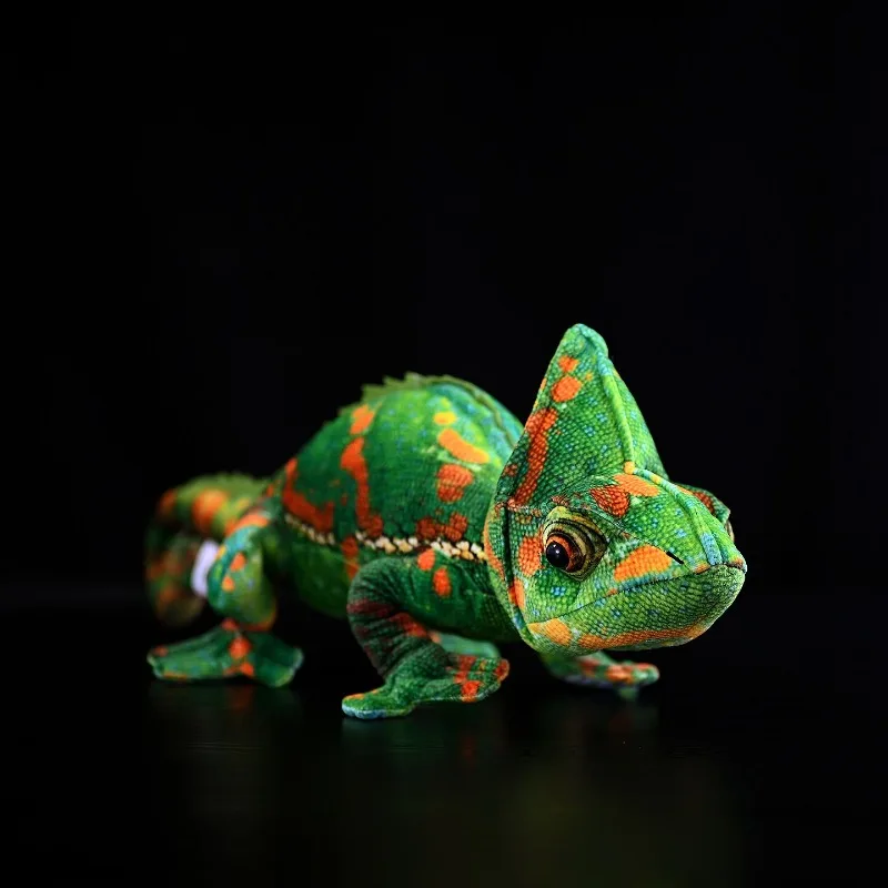 Lifelike Veiled Chameleon Plush Toy Realistic Veiled Chameleon Plush Toy Soft Stuffed Animal Doll Reptile Lizard Toy for Kids
