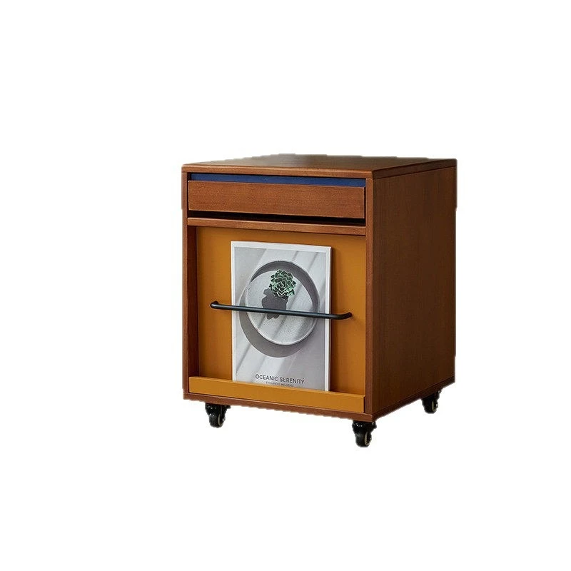 Special good-looking bedside table Bauhaus design sense niche bedside table, bedroom solid wood removable small side table