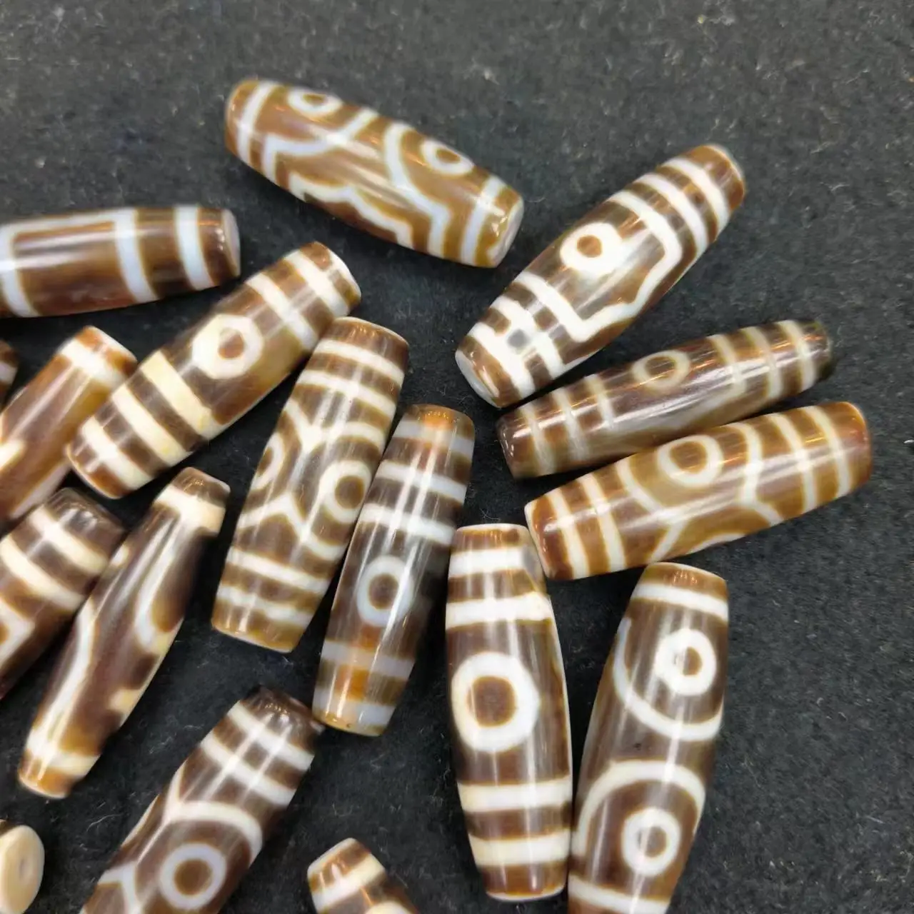 30pcs/lot natural agate dzi wholesale brown Weathered Horseshoe Various patterns handmade beads folk-custom necklace Bracelet