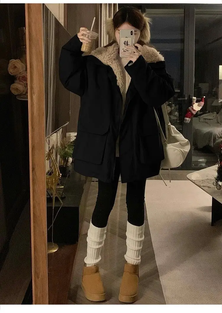 

Parkas Feminina Inverno Womens Autumn Nylon Wearable Chic Turn-Down Ruffled Flap Stretchy Fur Minimalist Aesthetic Grace Popular