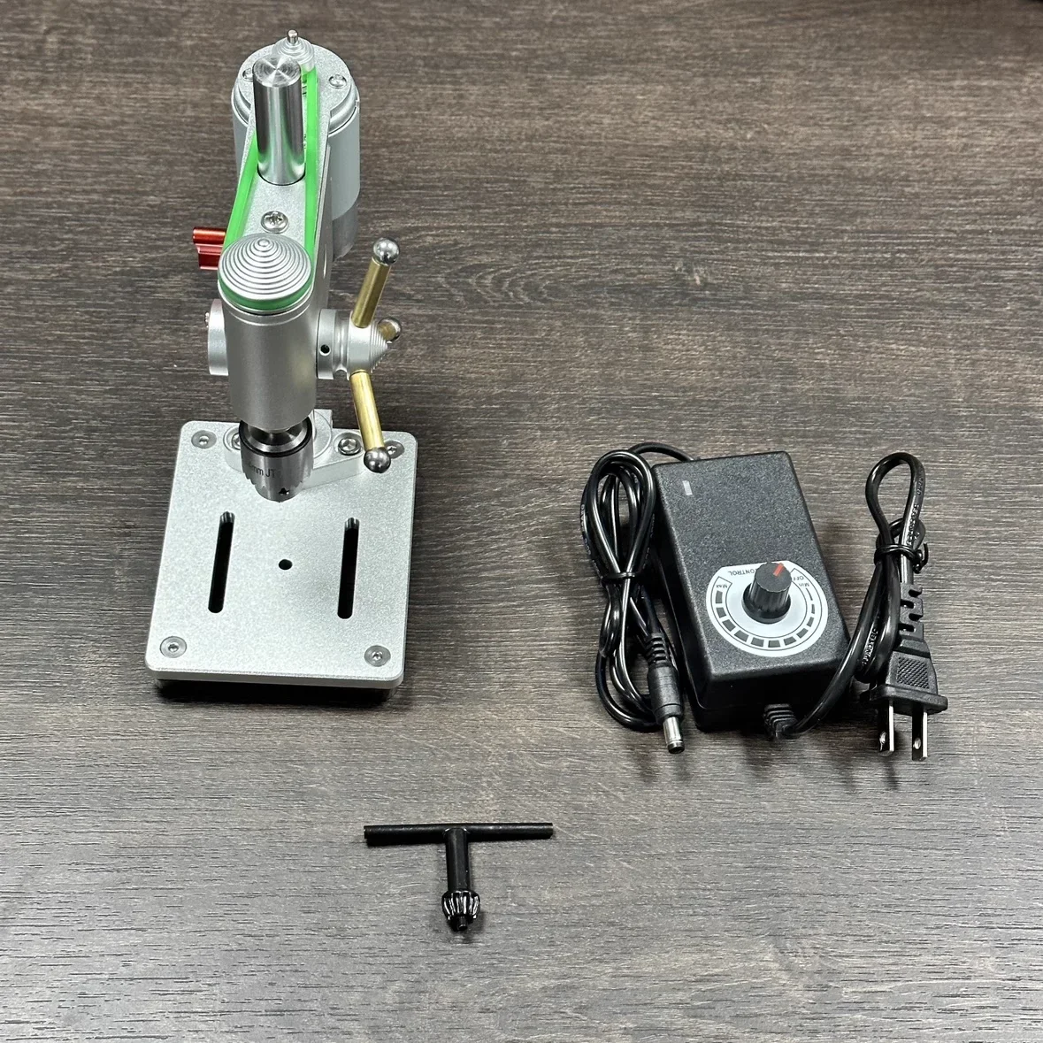 

Micro Bench Drill 0.3-4mm Mini Drilling Machine Precision Watch Repair Tool Bench Drill With Speed Adjustable Power Adapter 220V