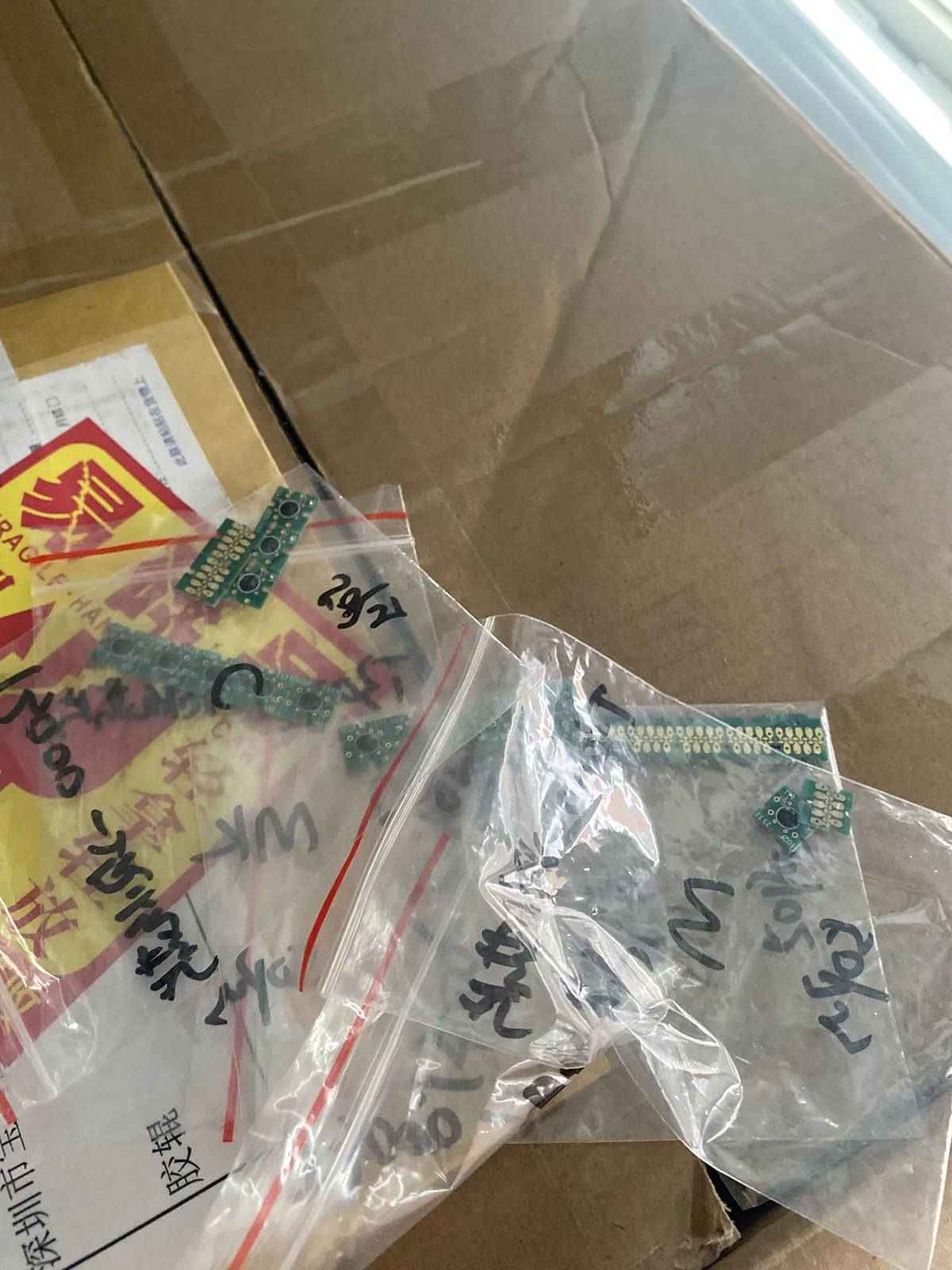 

T6941-T6945 Cartridge Chip For Epson SureColor T3000 T5000 T7000 T3070 T5070 T7070 T3200 T5200 T7200 T3270 T5270 T7270 Printer