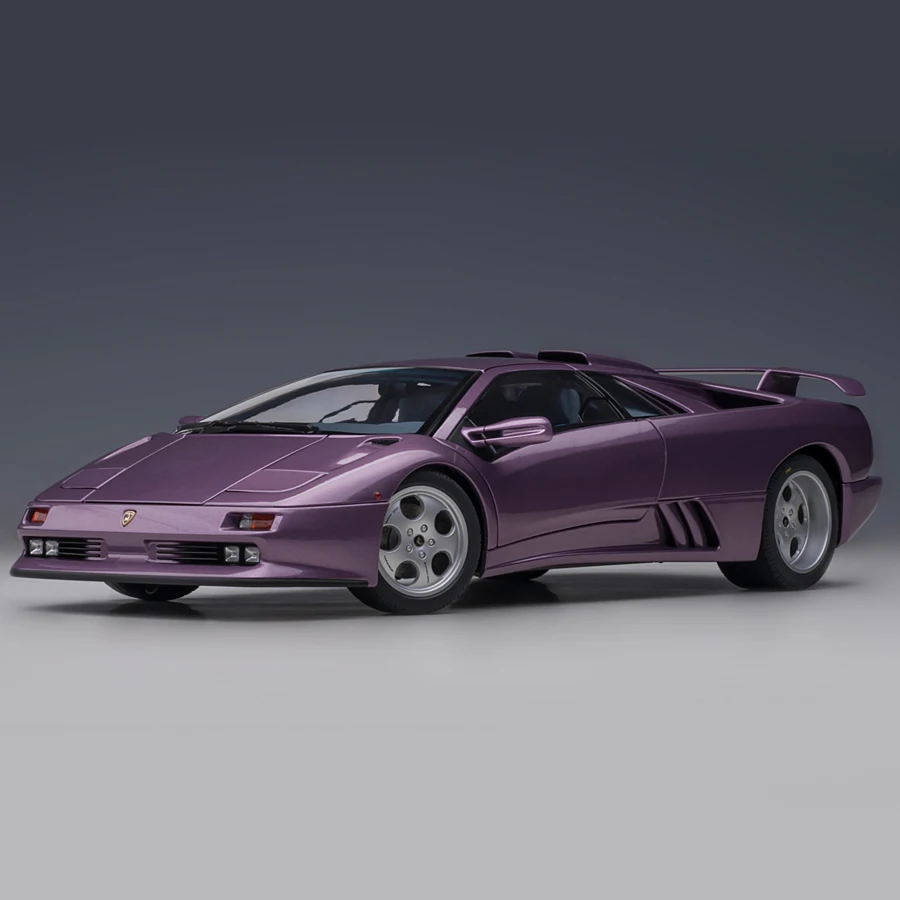 AUTOART 1/18 scale Lamborghini Diablo SE30 JOTA  sports car model static display pieces holiday gift collection