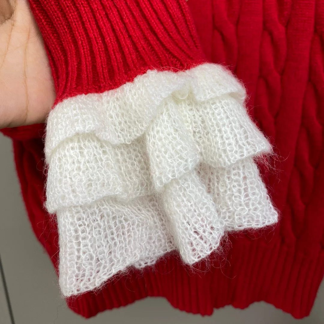 سترة جديدة لخريف وشتاء 2025 بأكمام من الدانتيل ورقبة دائرية من الصوف الخالص - أنيقة وعادية وأنيقة