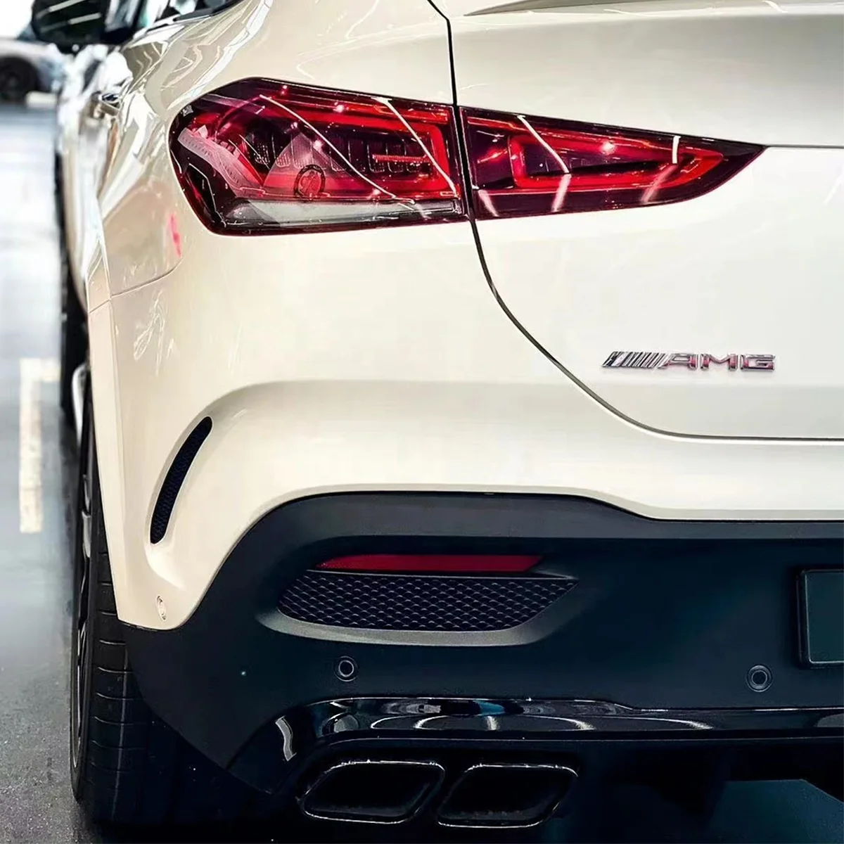 Body kit for Mercedes Benz GLE 2020 C167 upgrade to GLE63 coupe AMG style including front rear bumper tail lip and tail exhaust