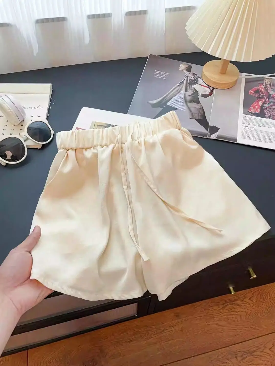 

Outlet Acetate Ice Silk Shorts Women's High Waist Casual Loose A-Line Wide Leg Pants Trendy Commuter Style Summer Wear