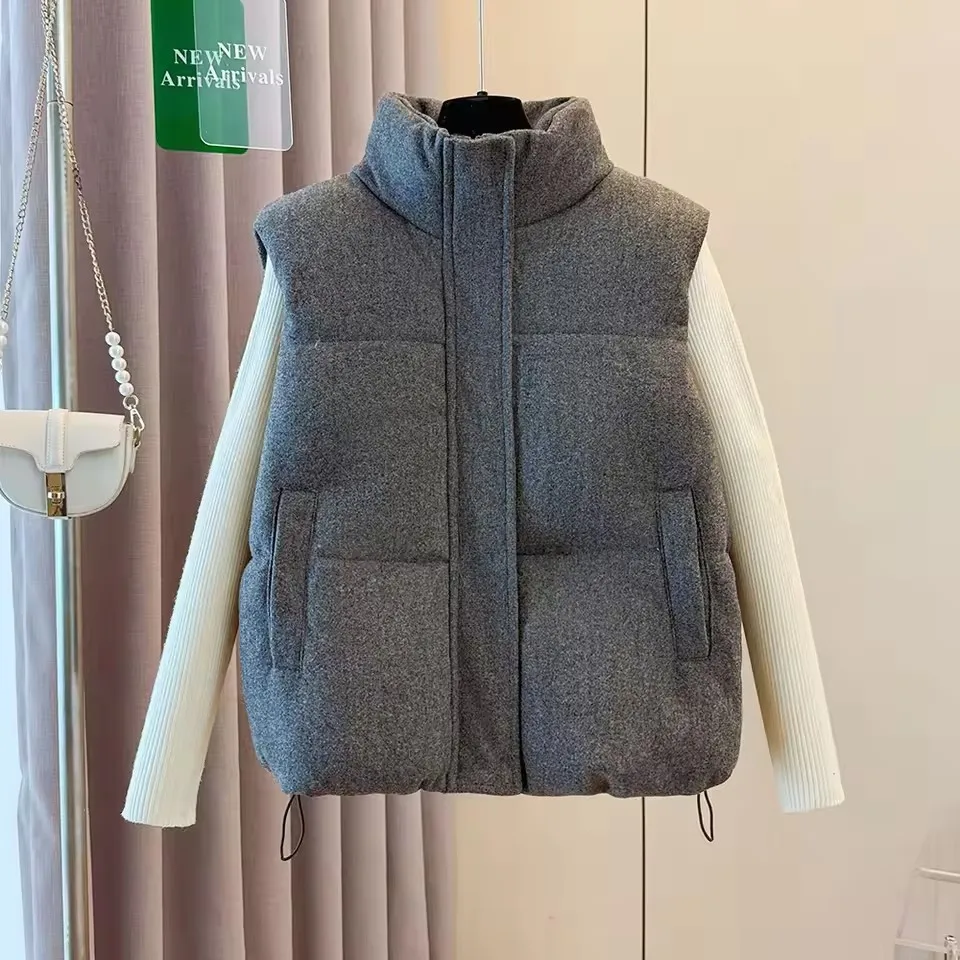 Autumn Winter Gray Cotton Vest Women Thick Warm Sleeveless Coat Outerwear 2025 New Chic Stand-up Collar Cotton Padded Waistcoat