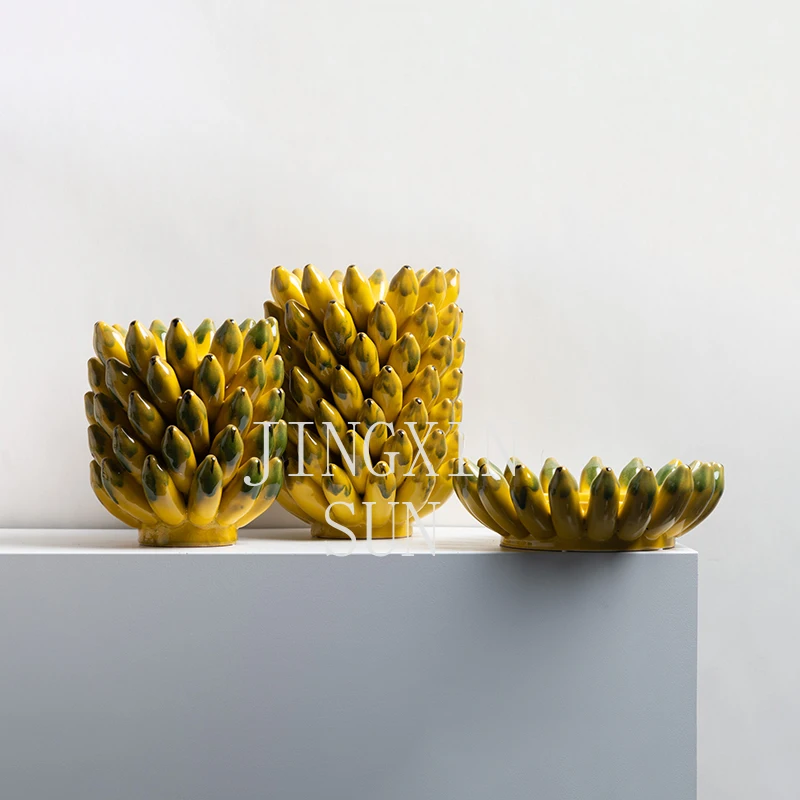 Modern Creative Banana Vase Home Model Room Villa Ceramic Flower Ware Fruit Plate High-End Art Decoration Ornament