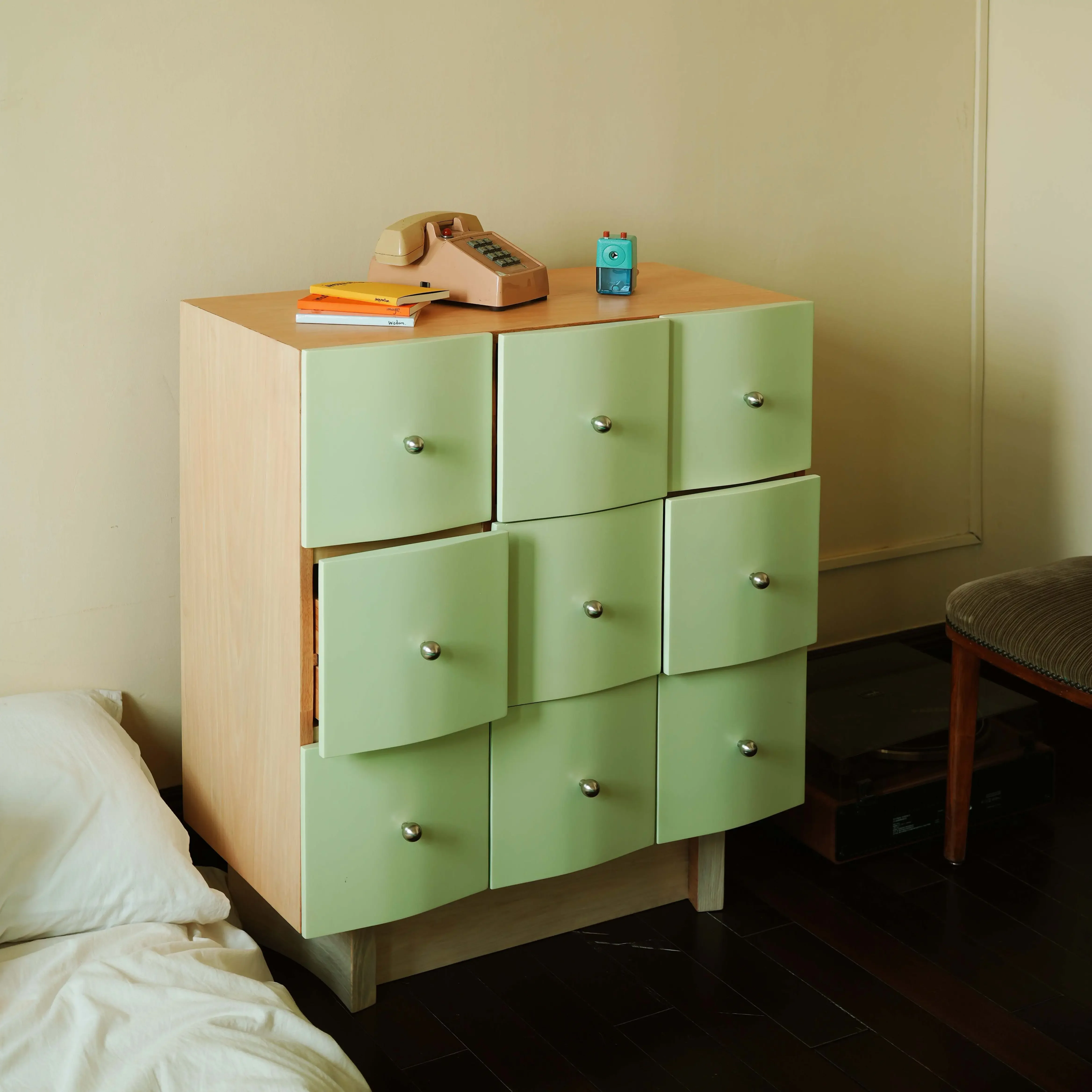 Bobo Cabinet Green Wave Cabinet Nine Bucket Cabinet Medieval Cream Wind