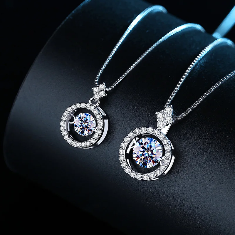 Moissanite necklace pendant women's Korean version S925 sterling silver beating heart moissanite collarbone chain fashion