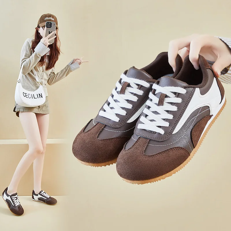 Women's leather sports shoes, thick soled casual shoes for young and middle-aged people, to run outdoor in spring and autumn