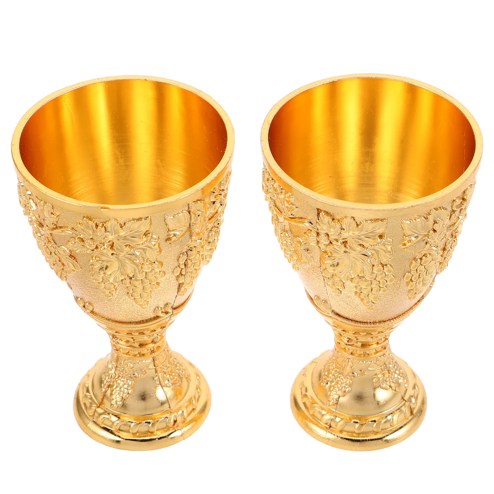 

2Pcs Retro Zinc Alloy Vintage Chalice Goblets Embossed Floral Mini Wine Cups Decorative Medieval Goblets for Wedding Party