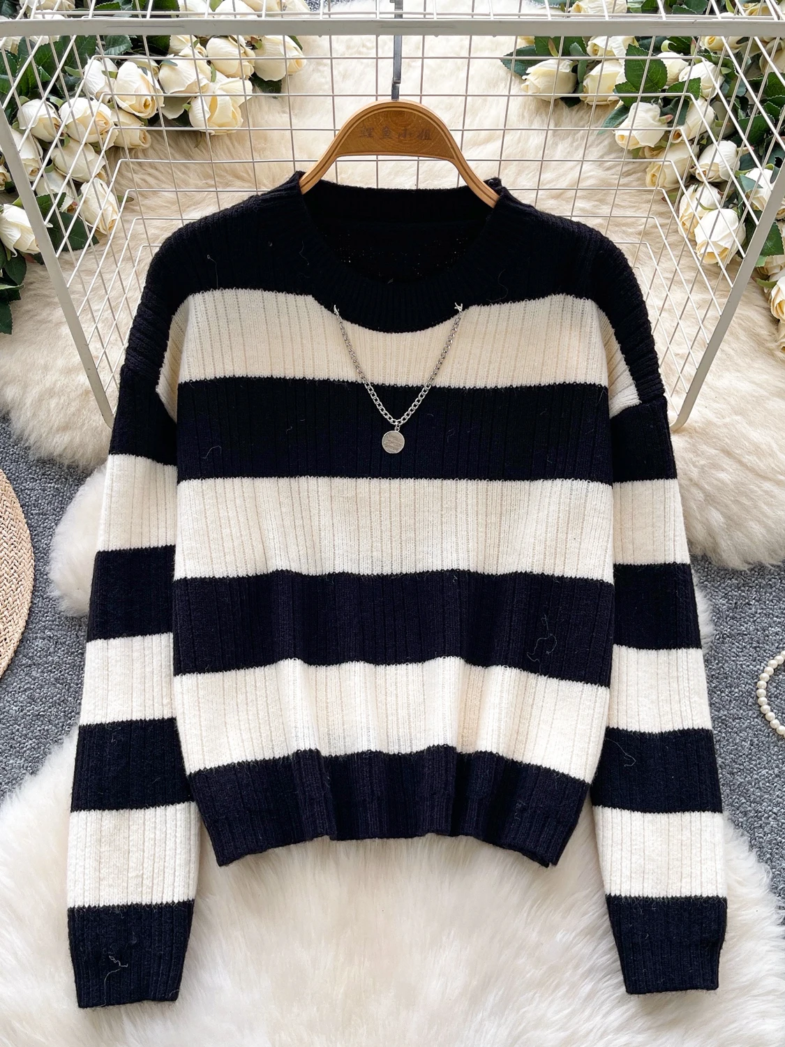 Dongda Gate سترة نسائية محبوكة فضفاضة بقصة ضيقة غير رسمية مستديرة Ne Long Sve مخططة تريكو الخريف والشتاء Faion