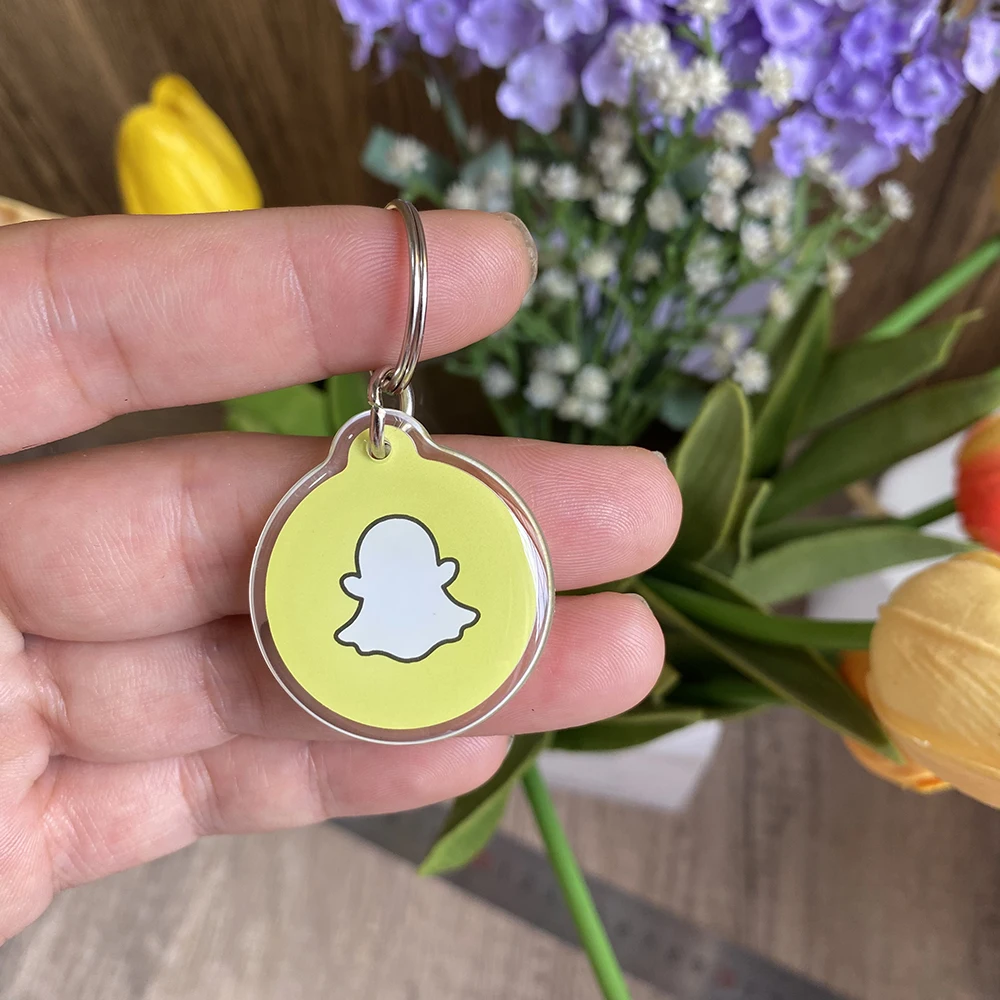 13.56MHz Epoxy NFC Key Card Instagram WhatsApp Facebook Snapchat NFC Tap Keychains