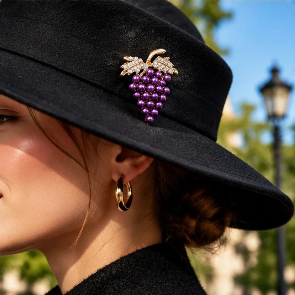 Alloy fruit grape brooch, women's clothing jacket fixed pin, hat bag decoration chest flower accessory