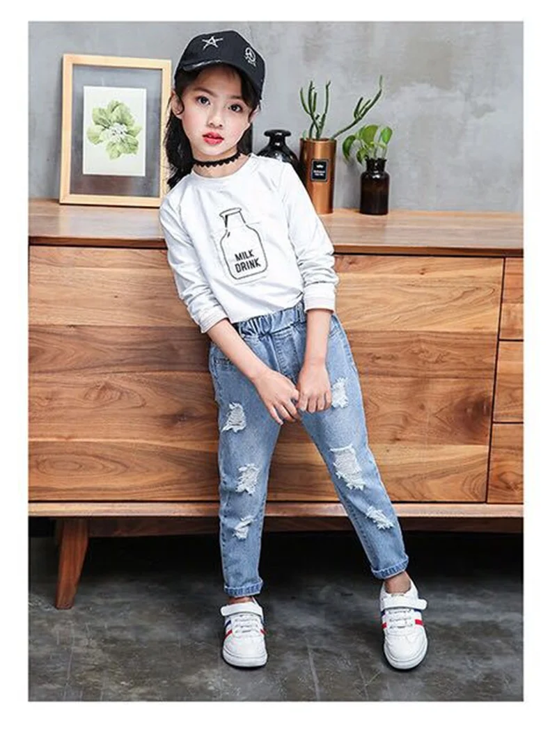 Girls' Wide Leg Jeans 2025 Spring And Autumn New Mid Sized Children's Stylish Loose And Slimming Straight leg Jeans