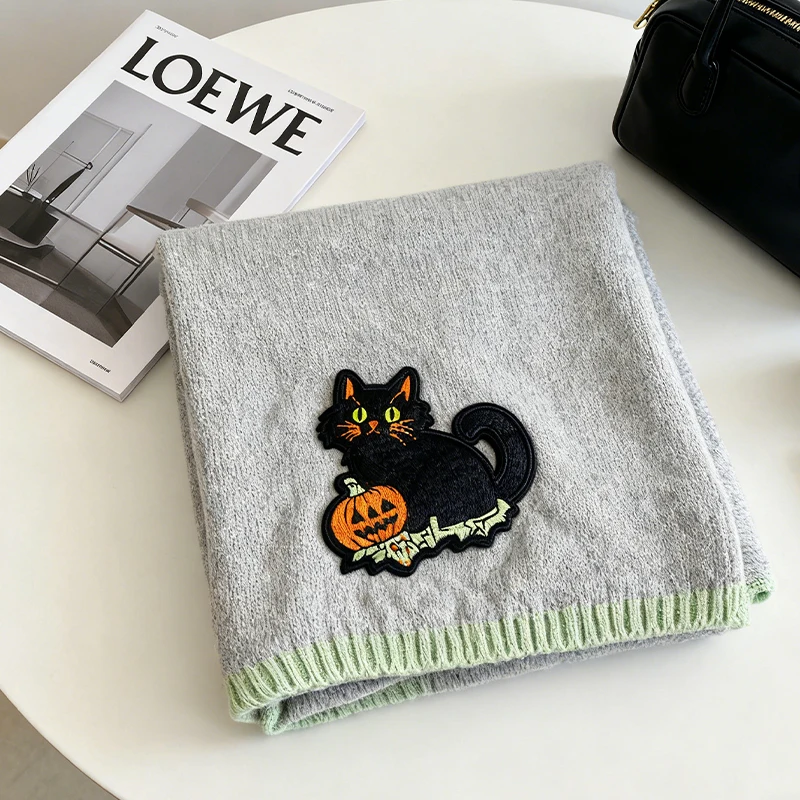2Pcs Creative Decorative Cat and Pumpkin Embroidery Patches, Stylish and Cute Clothing Accessories, Luggage Decoration Materials, Sew-On and Stick-On Embroidery Patches, Perfect for Bags, Shoes, Clothing, and Hats, a Must-Have for Influencers